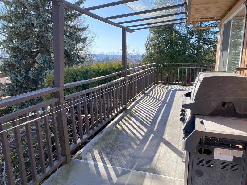 1060 Ayshire Drive, Burnaby, V5A 4A1 | Image 3