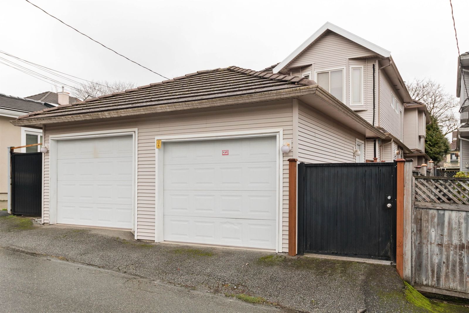 Listing Image 19