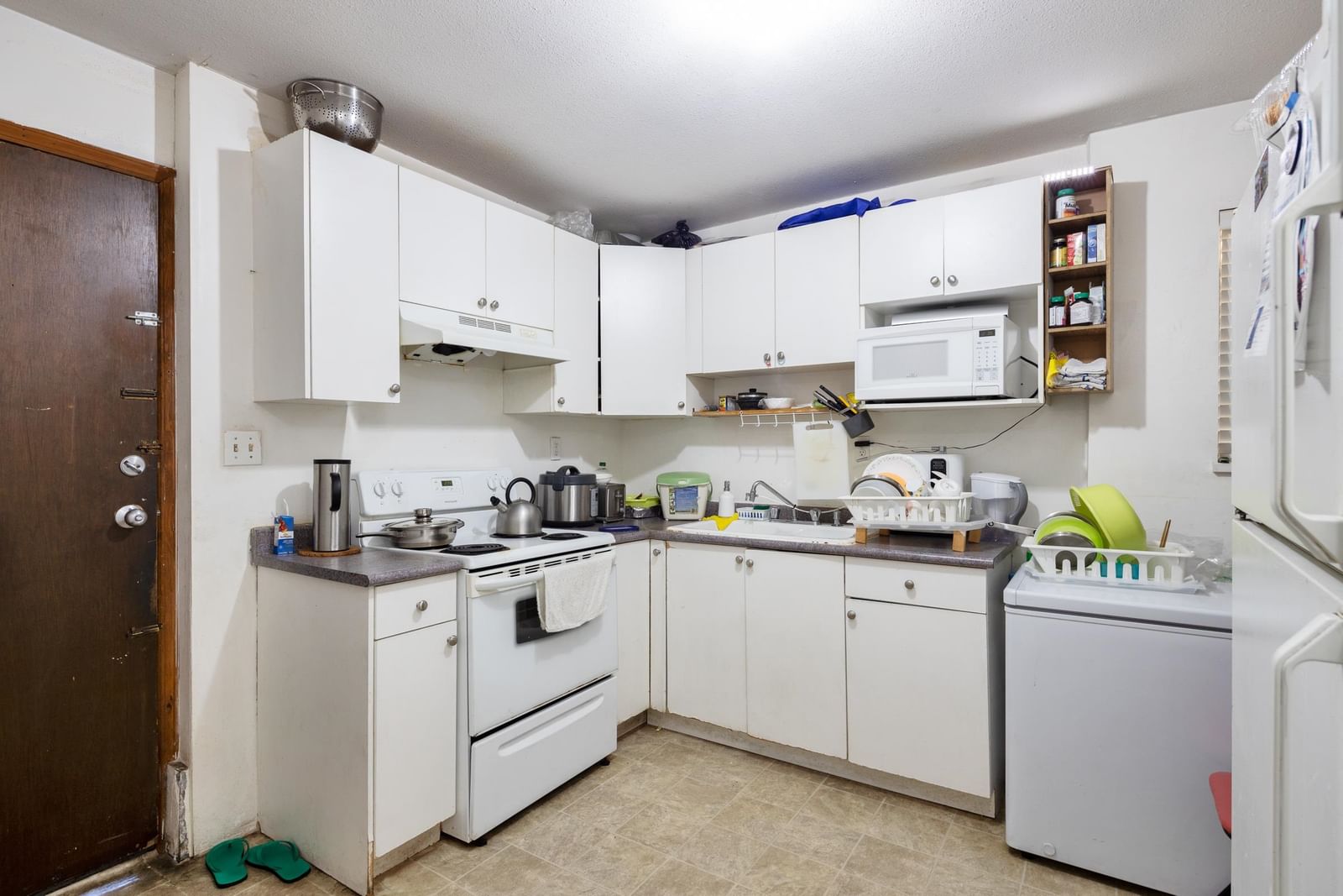 Listing Image 18