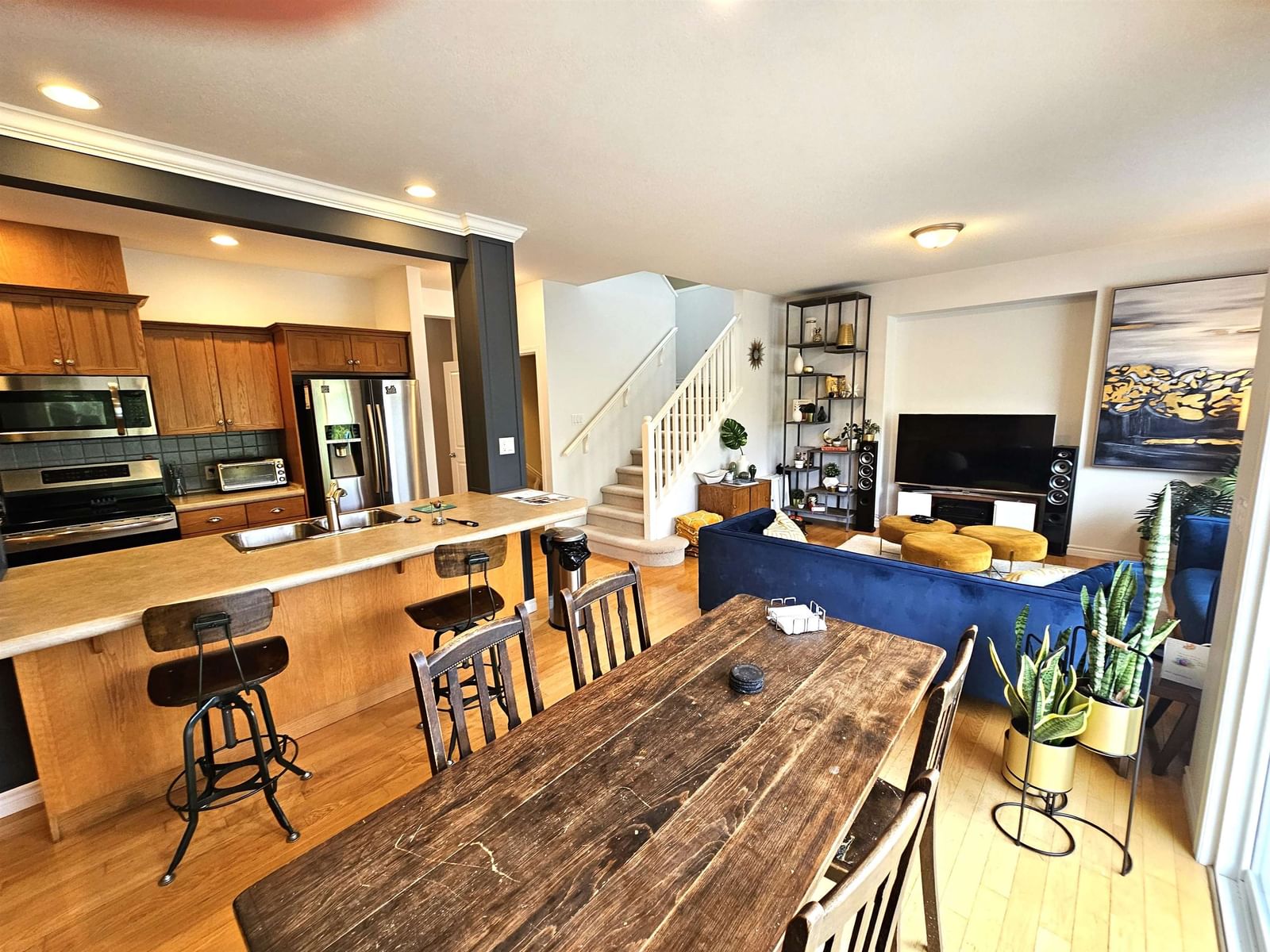 Listing Image 12