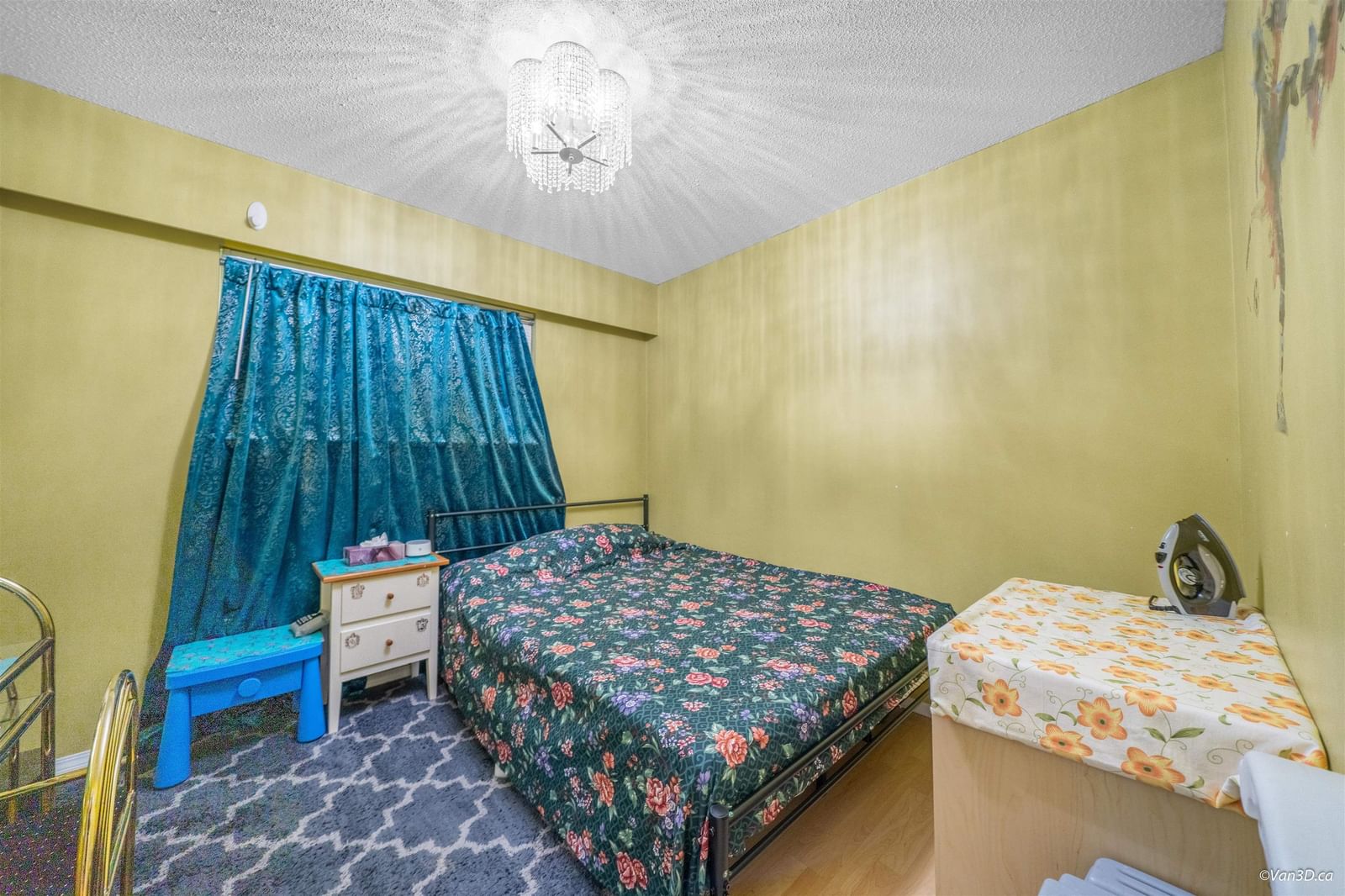 Listing Image 12
