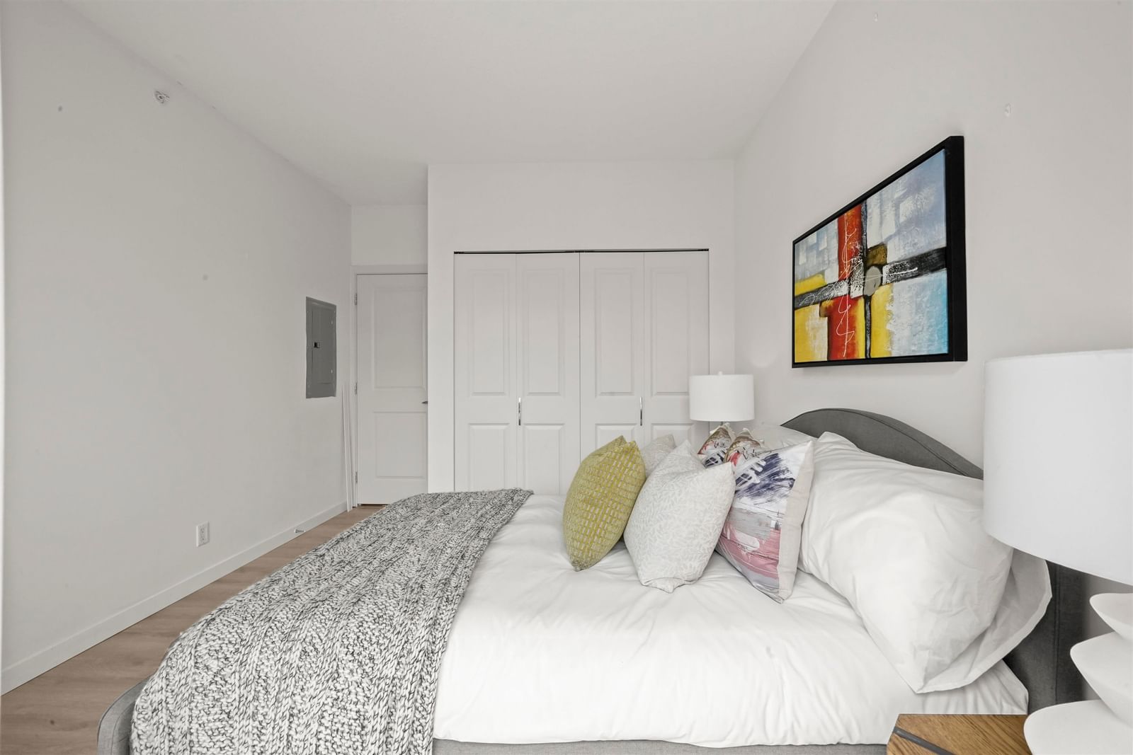 Listing Image 17