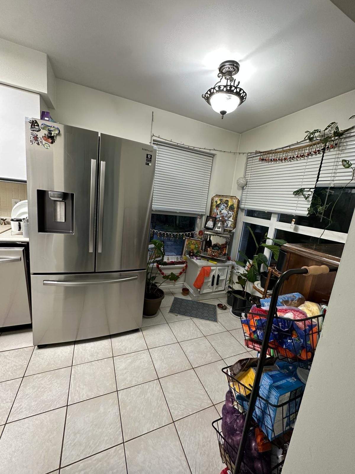 Listing Image 10