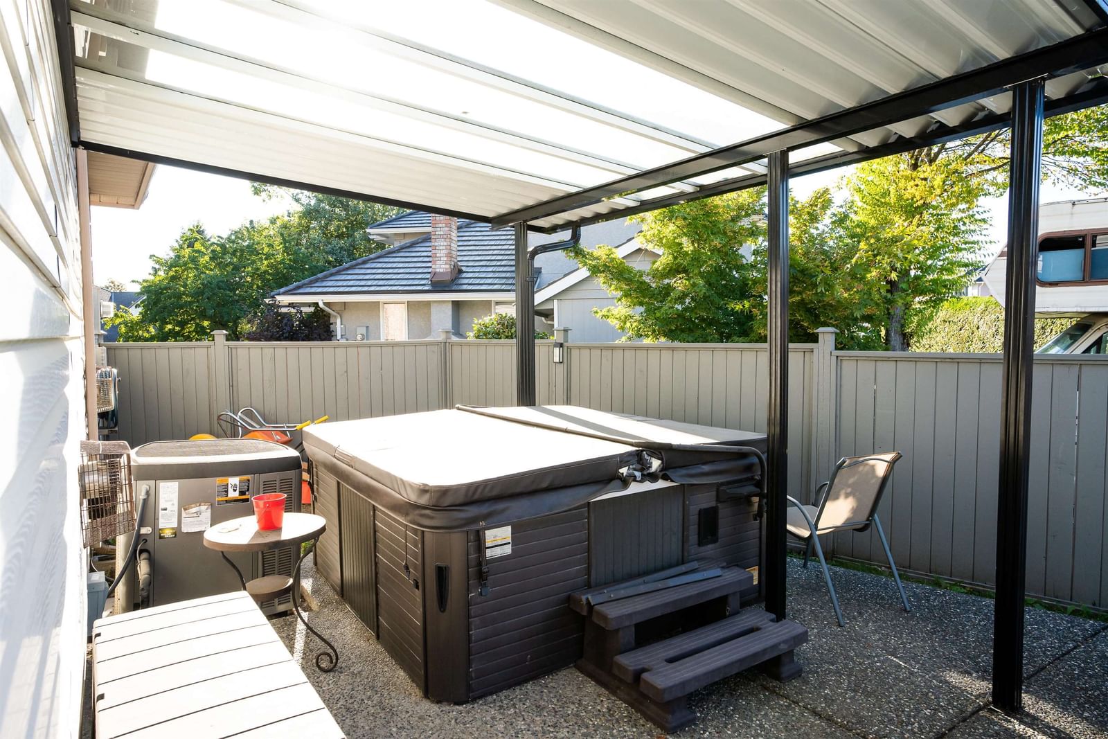 Listing Image 11