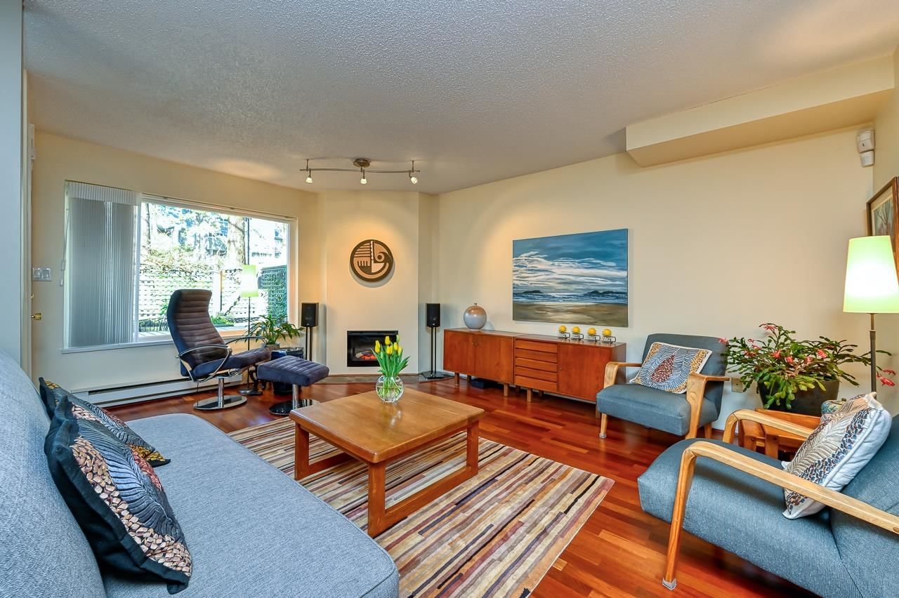 Listing Image 5