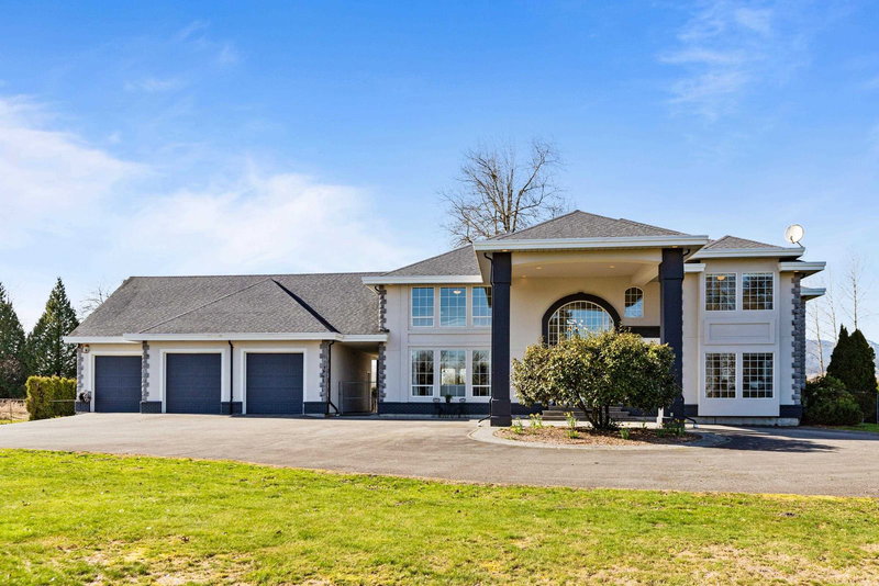 14531 Charlier Road, Pitt Meadows, V3Y 2T8 | Image 2