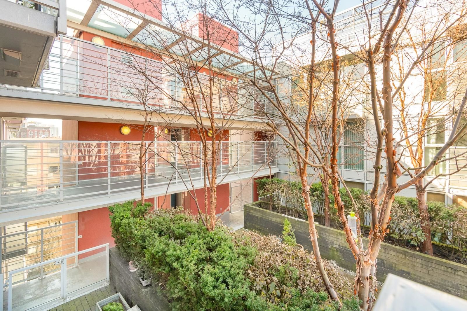 Listing Image 21