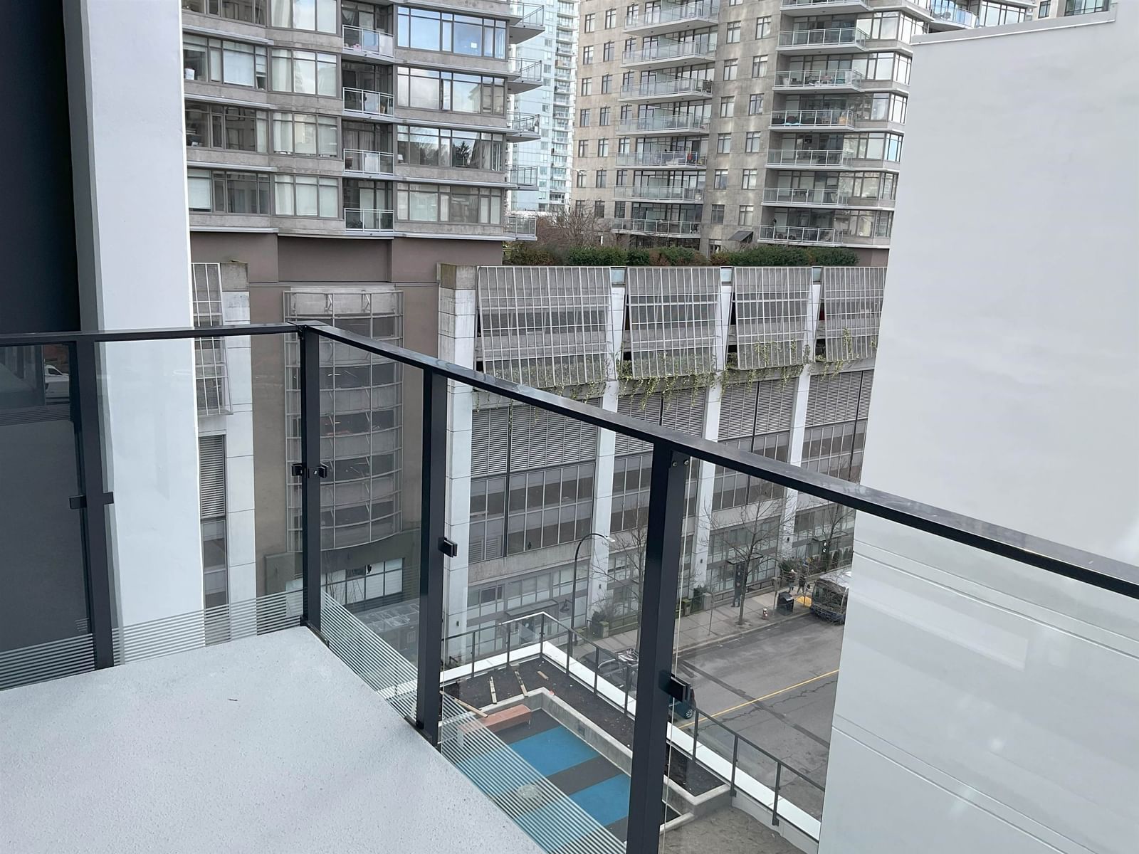 Listing Image 14