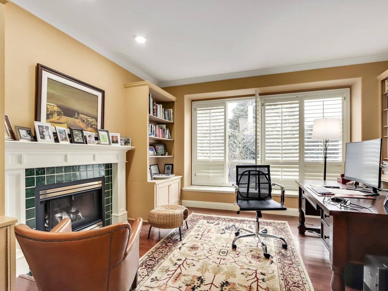 Listing Image 19