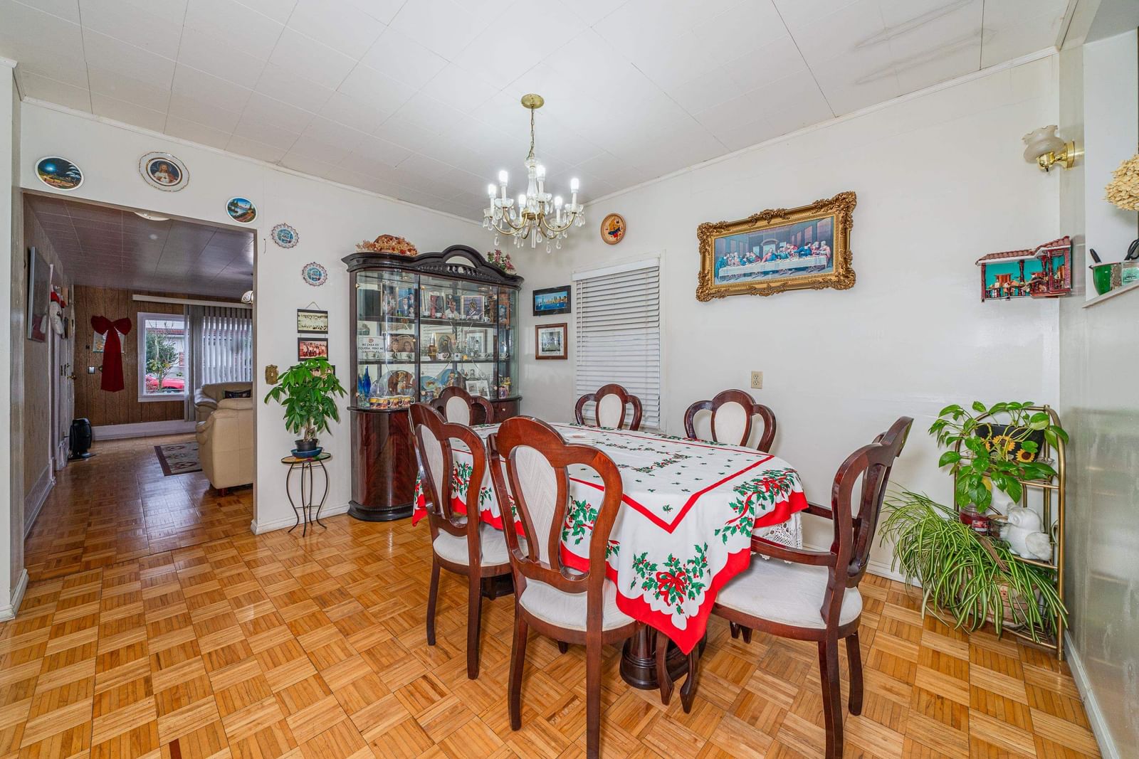 Listing Image 13