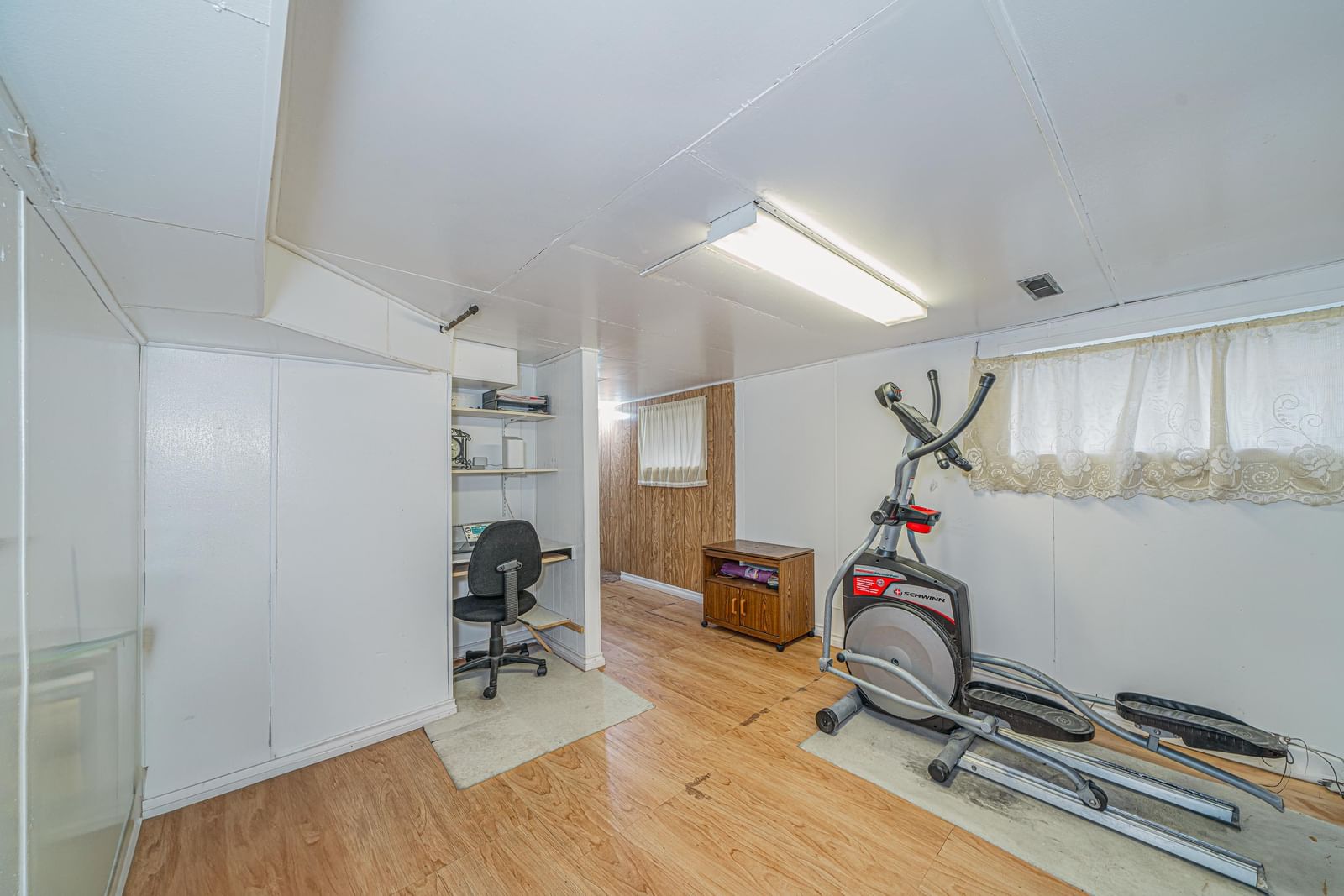 Listing Image 23