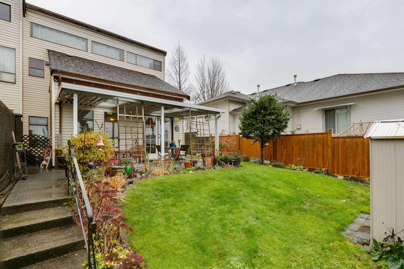 Listing Image 9