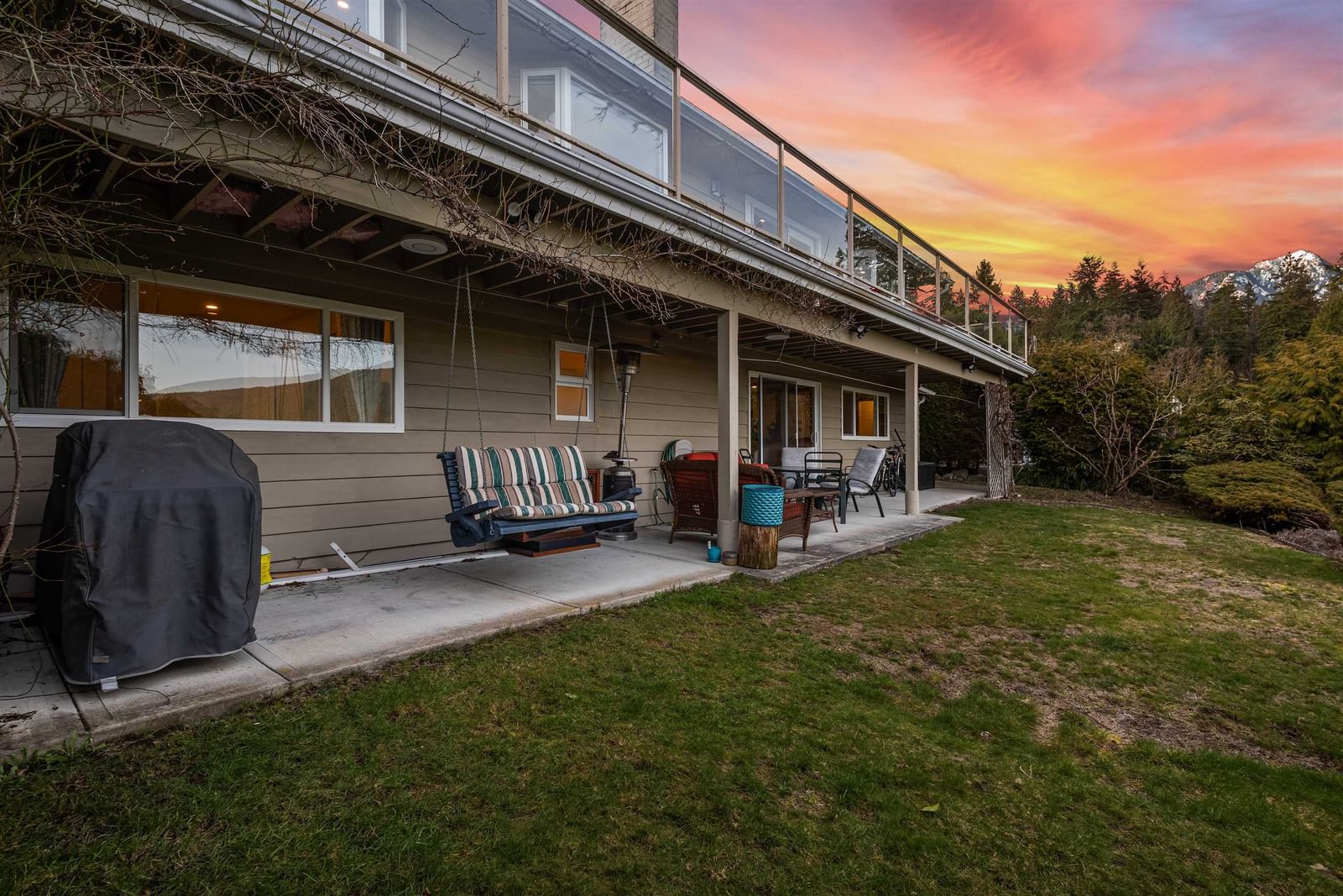 Listing Image 24
