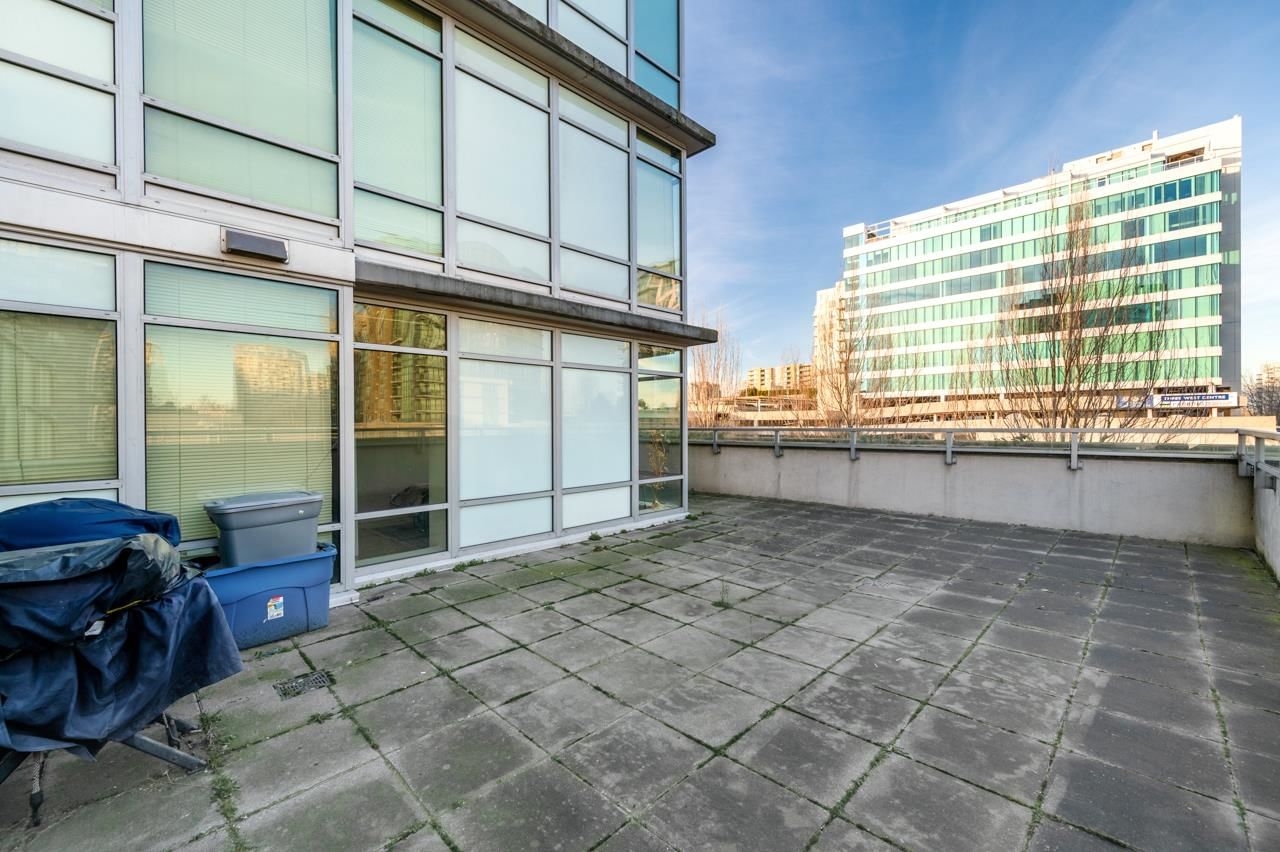 Listing Image 19