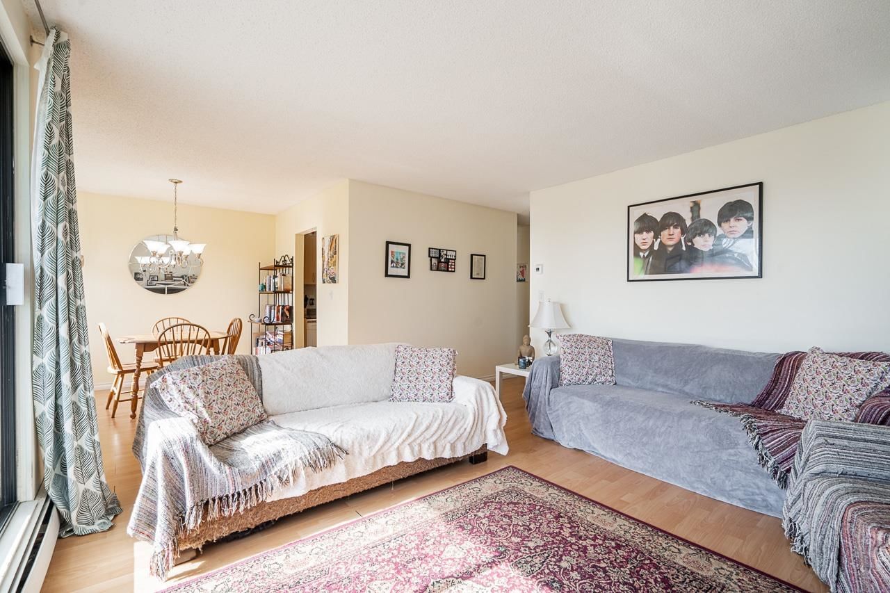 Listing Image 17