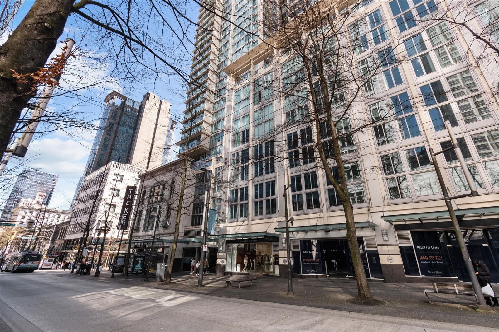 Listing Image 18