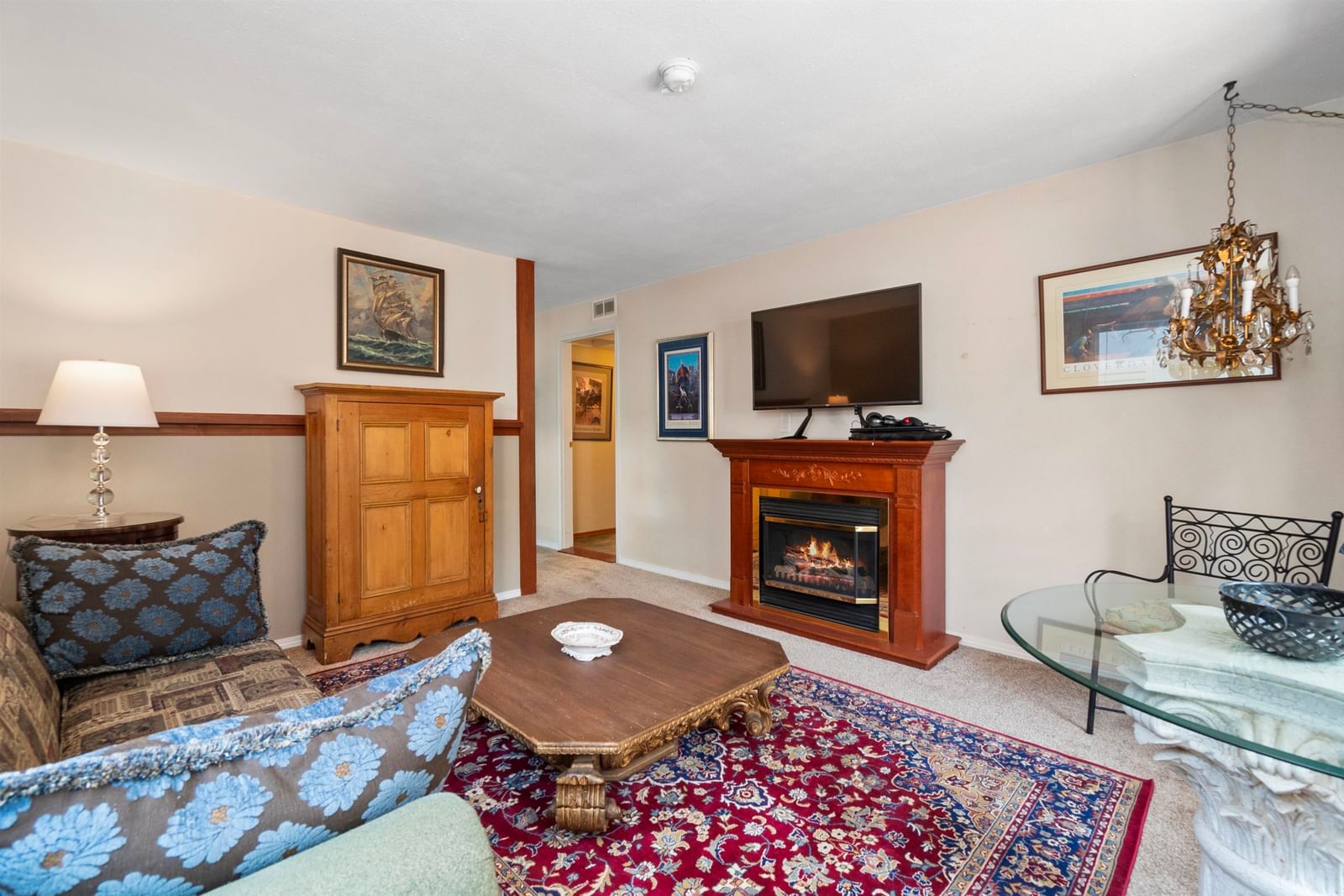 Listing Image 17