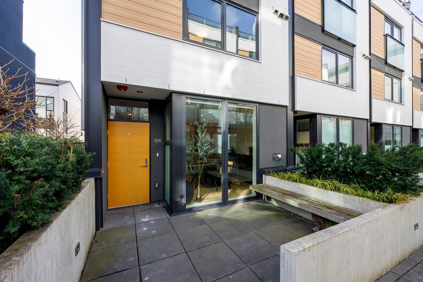 Listing Image 22