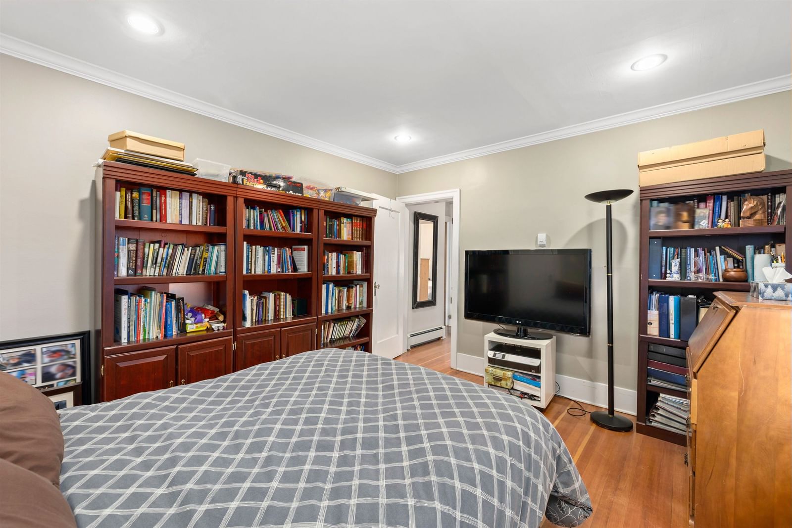 Listing Image 13
