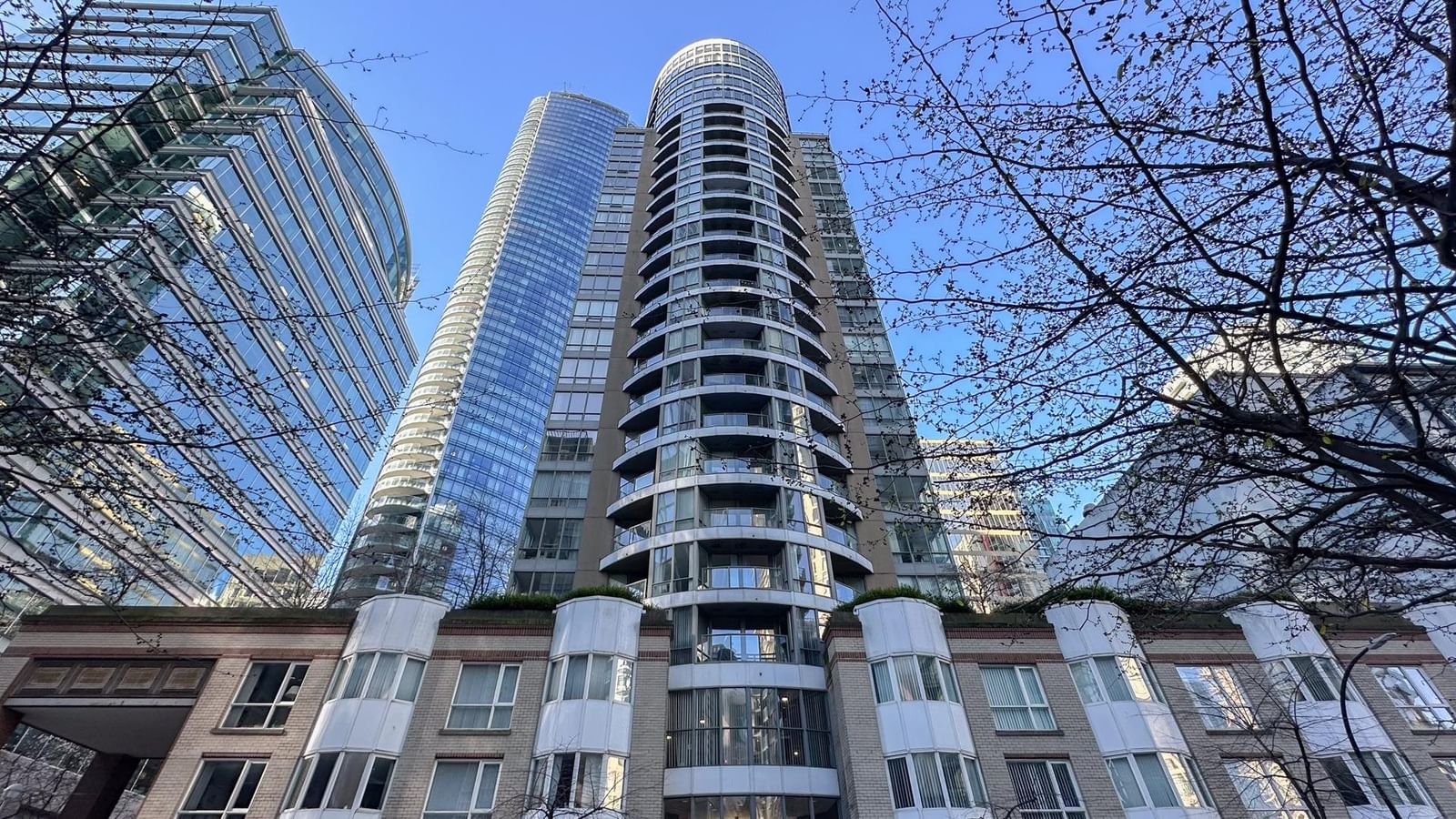 Listing Image 1