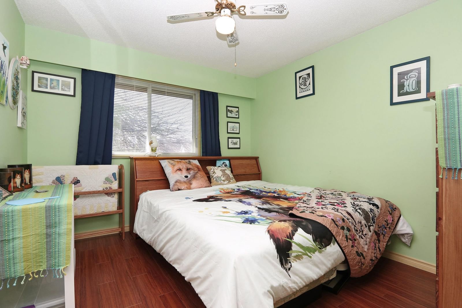 Listing Image 10