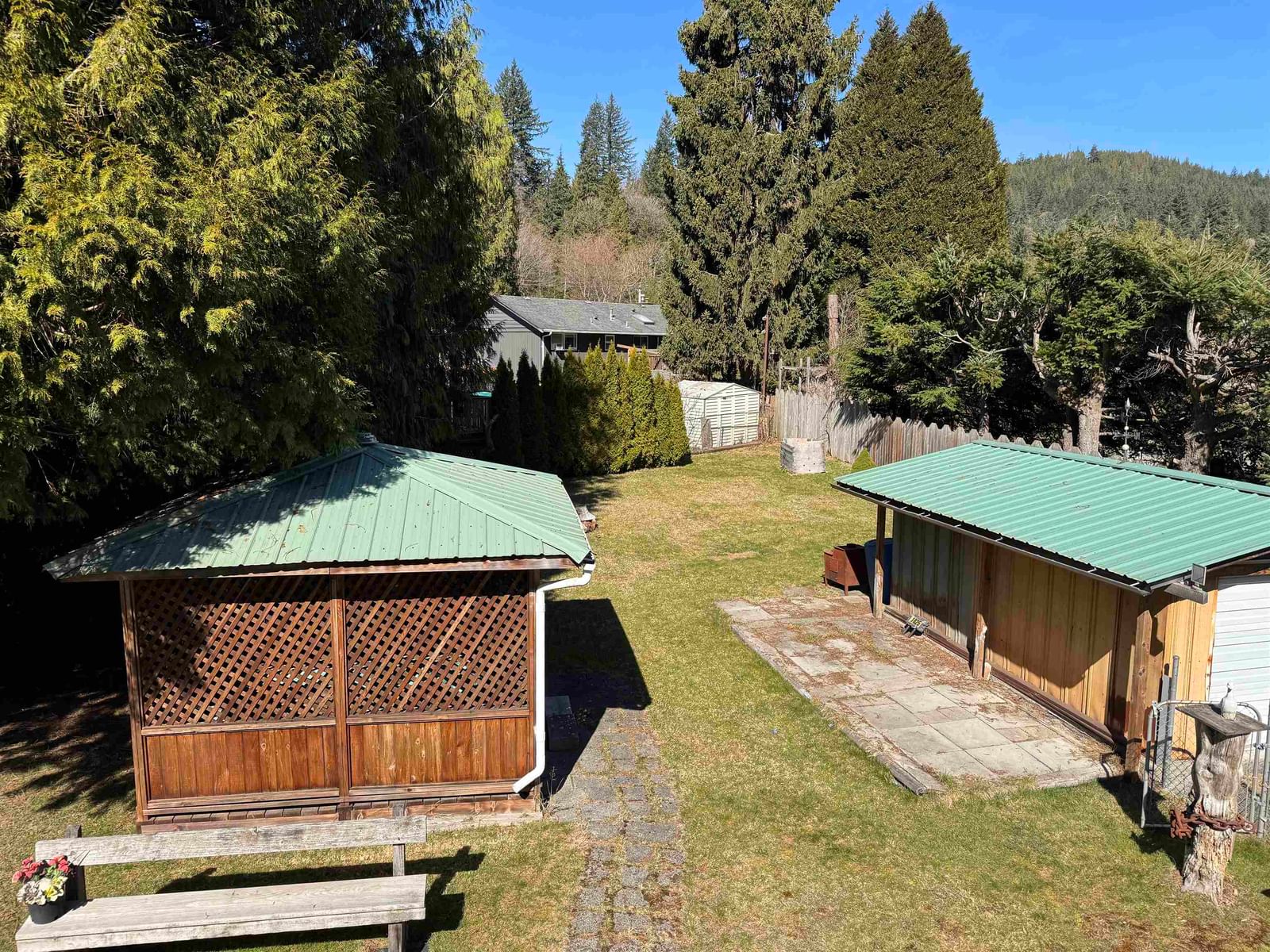 Listing Image 10