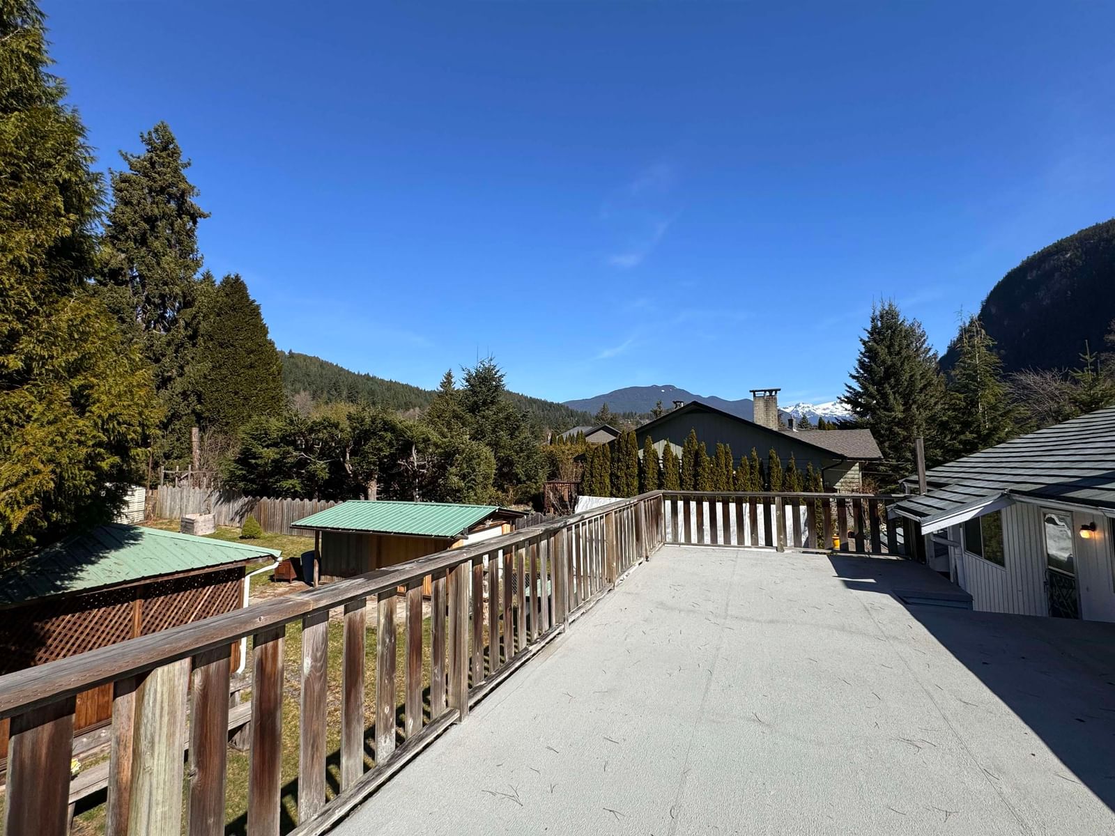 Listing Image 9
