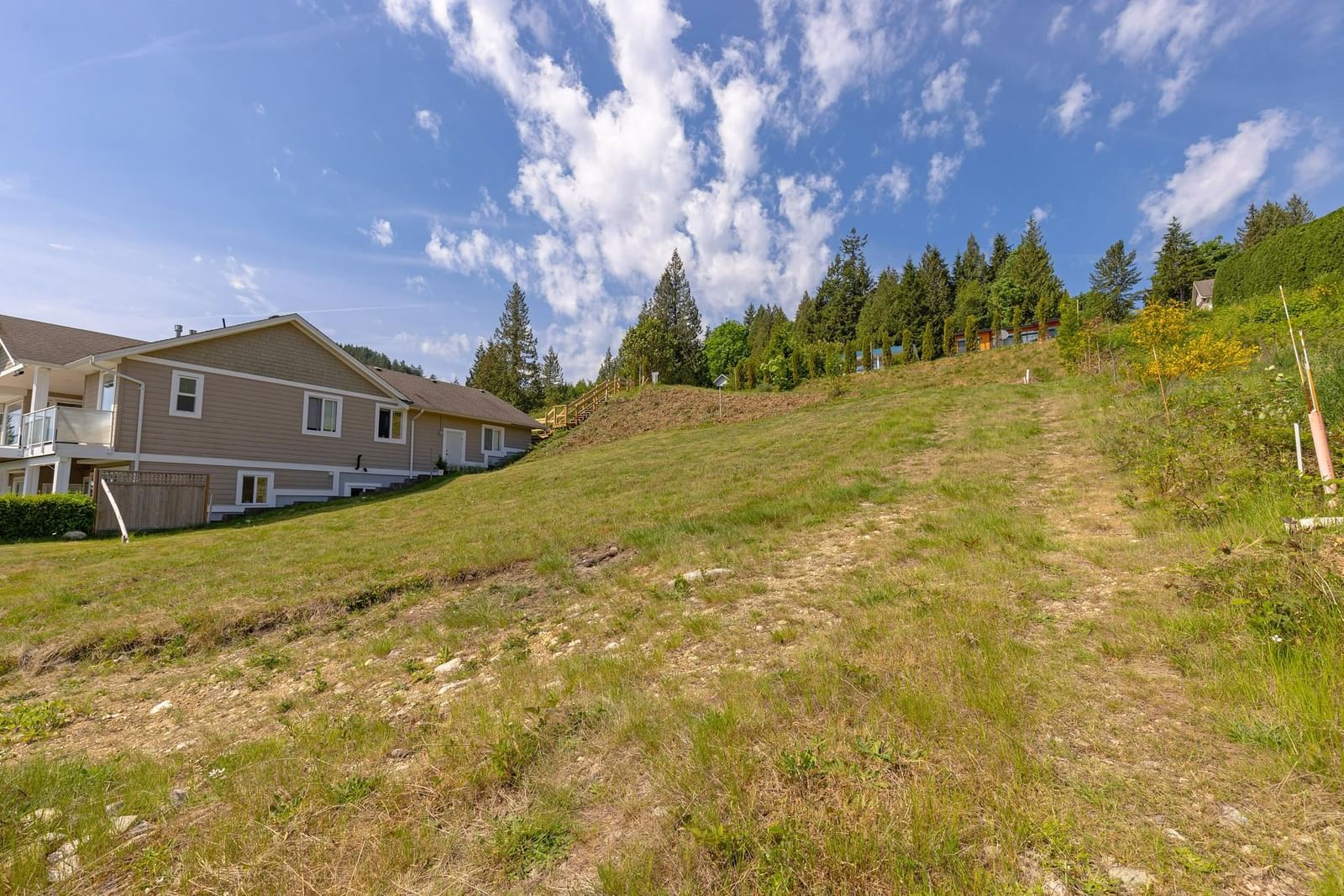 Listing Image 16