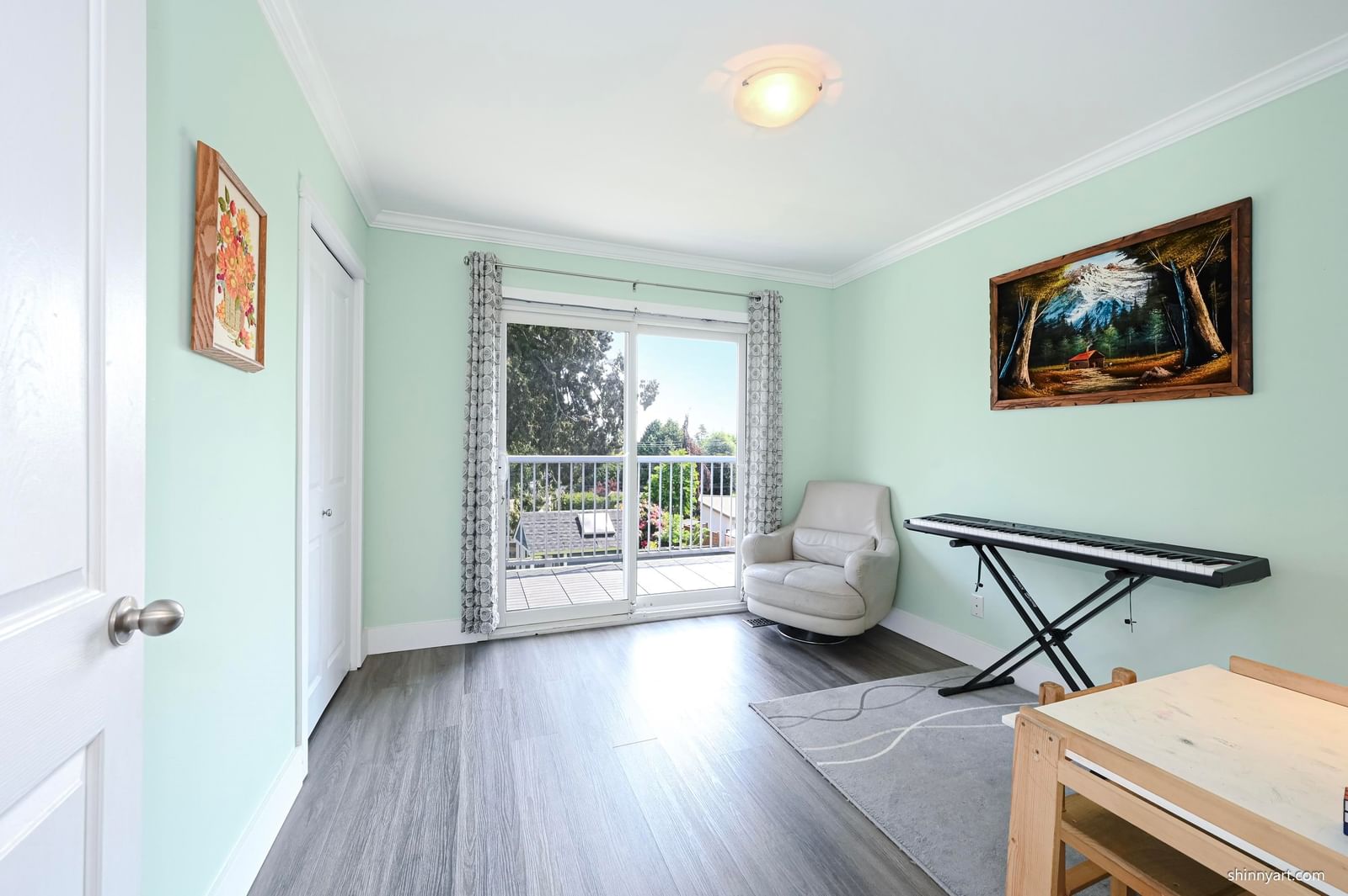 Listing Image 15