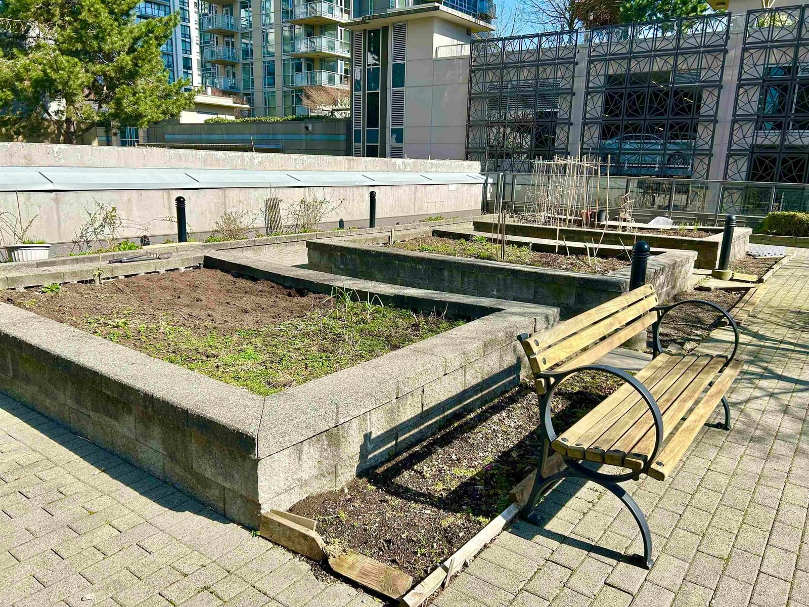 Listing Image 29