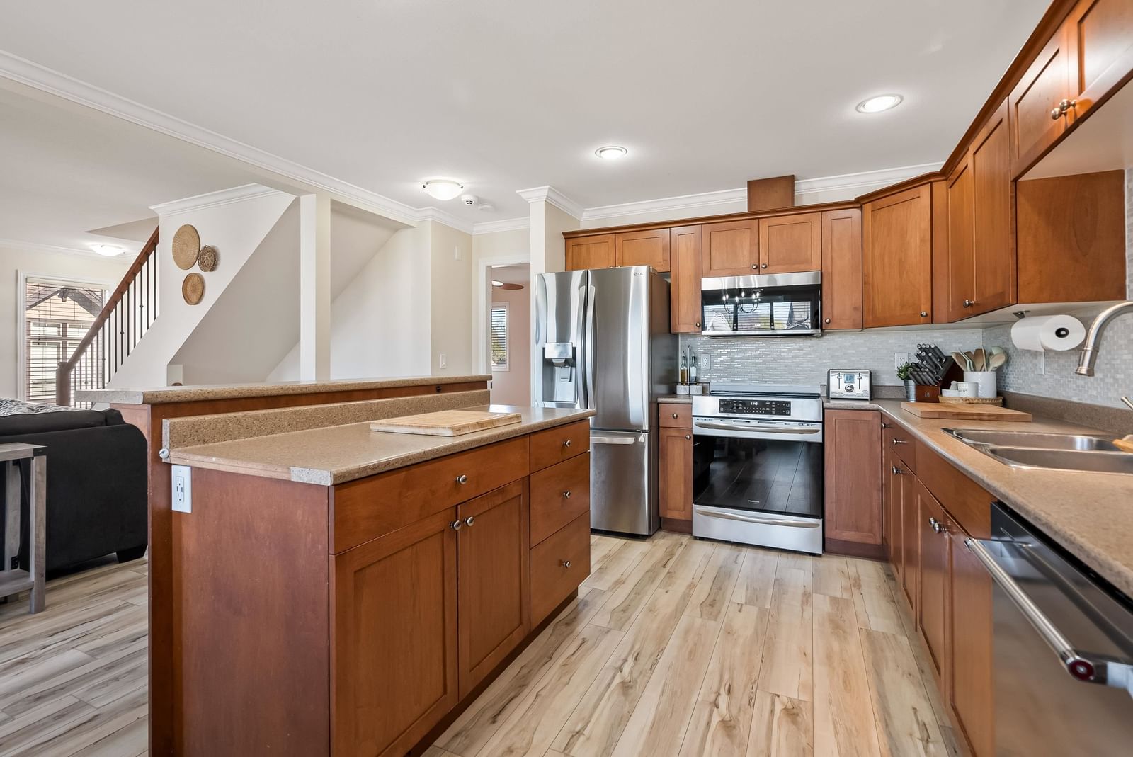 Listing Image 13