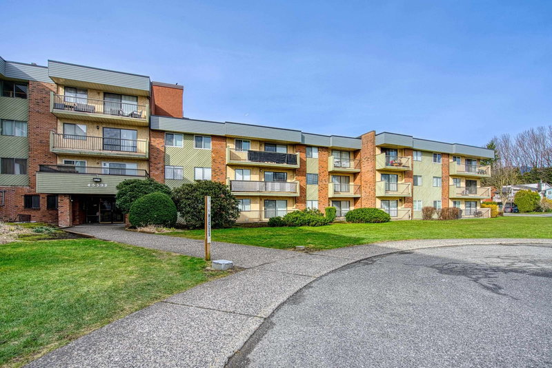 108 - 45598 Mcintosh Drive, Chilliwack, V2P 7J3 | Image 2