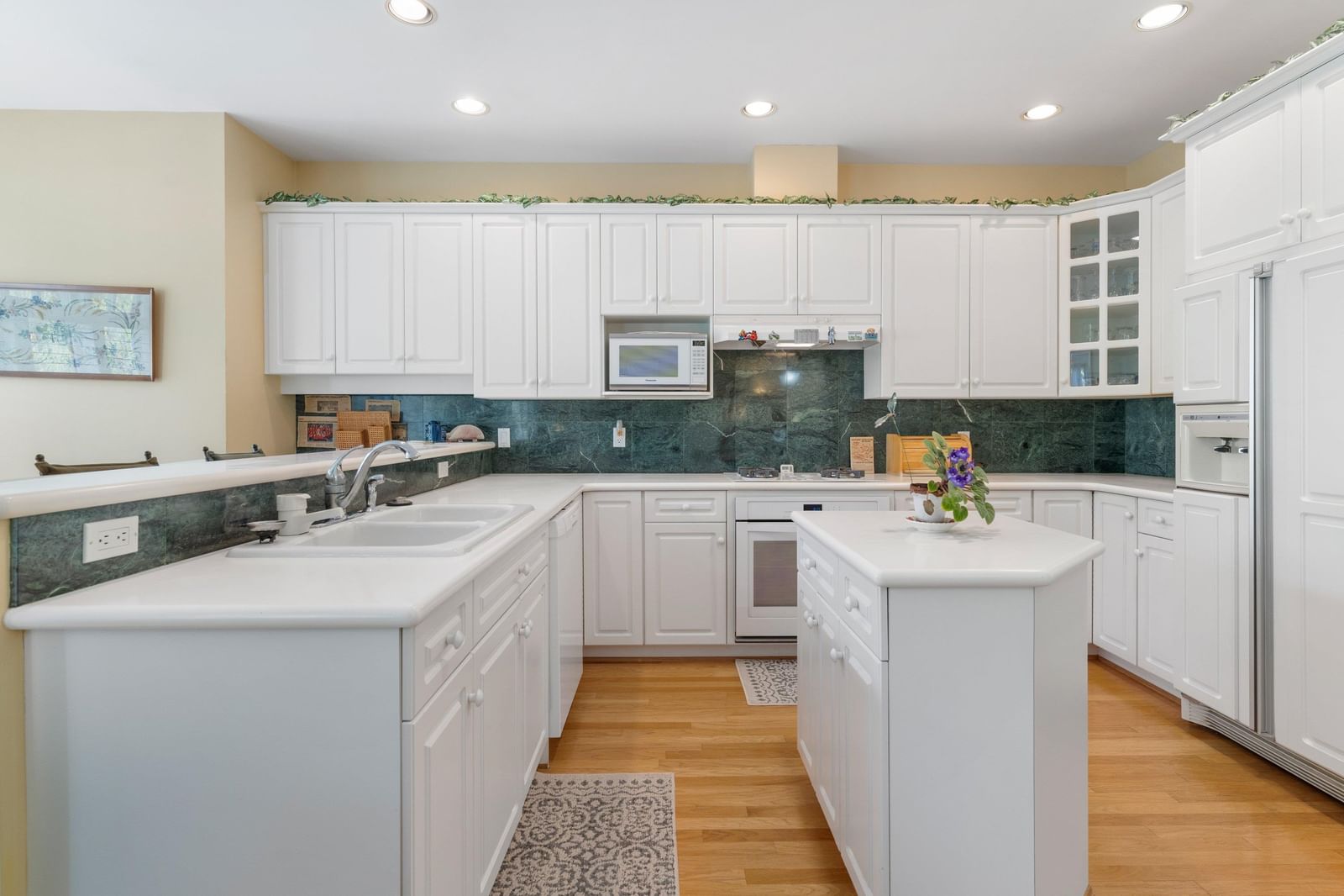 Listing Image 19