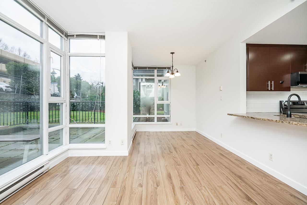 Listing Image 16