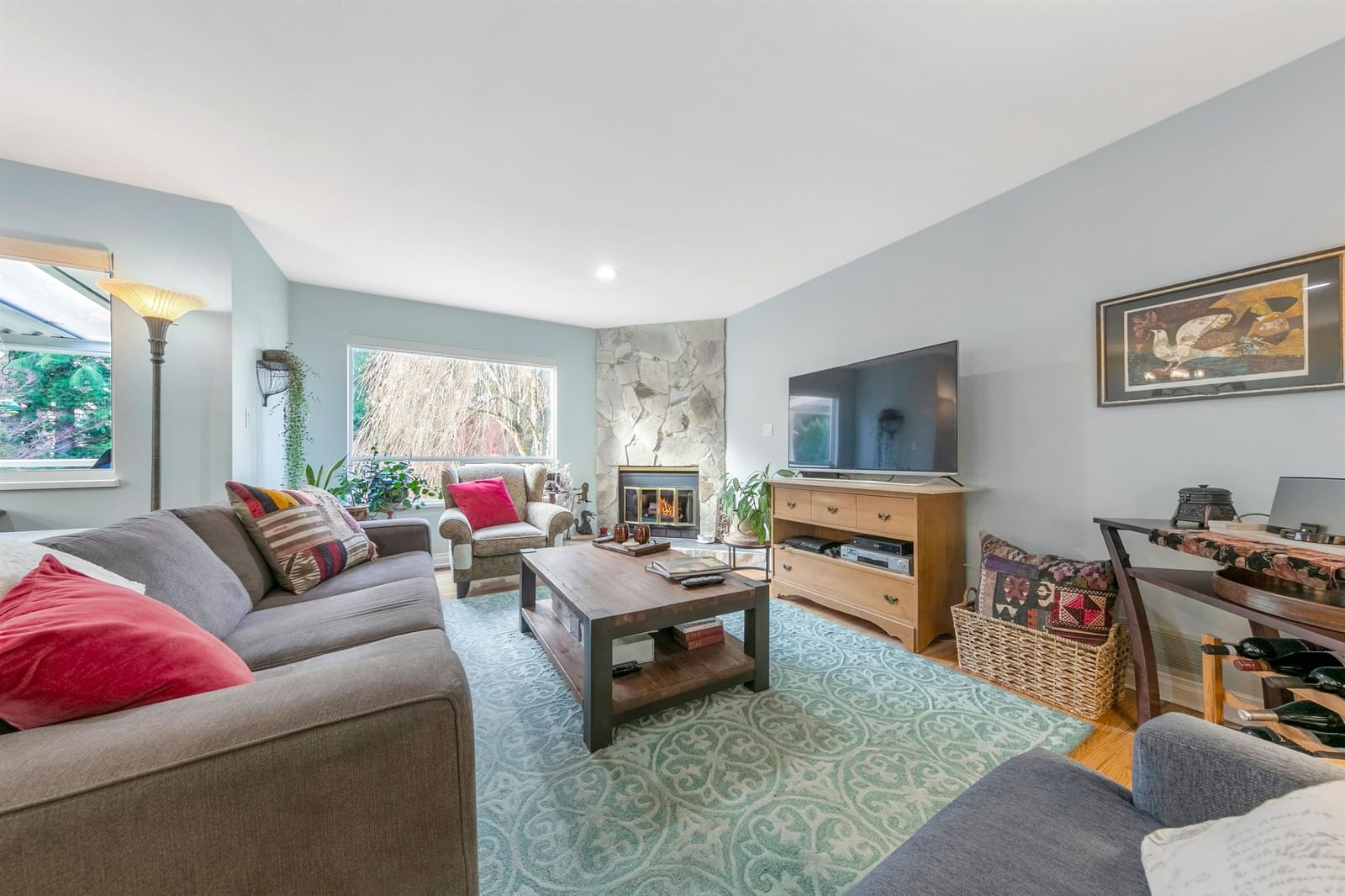 Listing Image 8