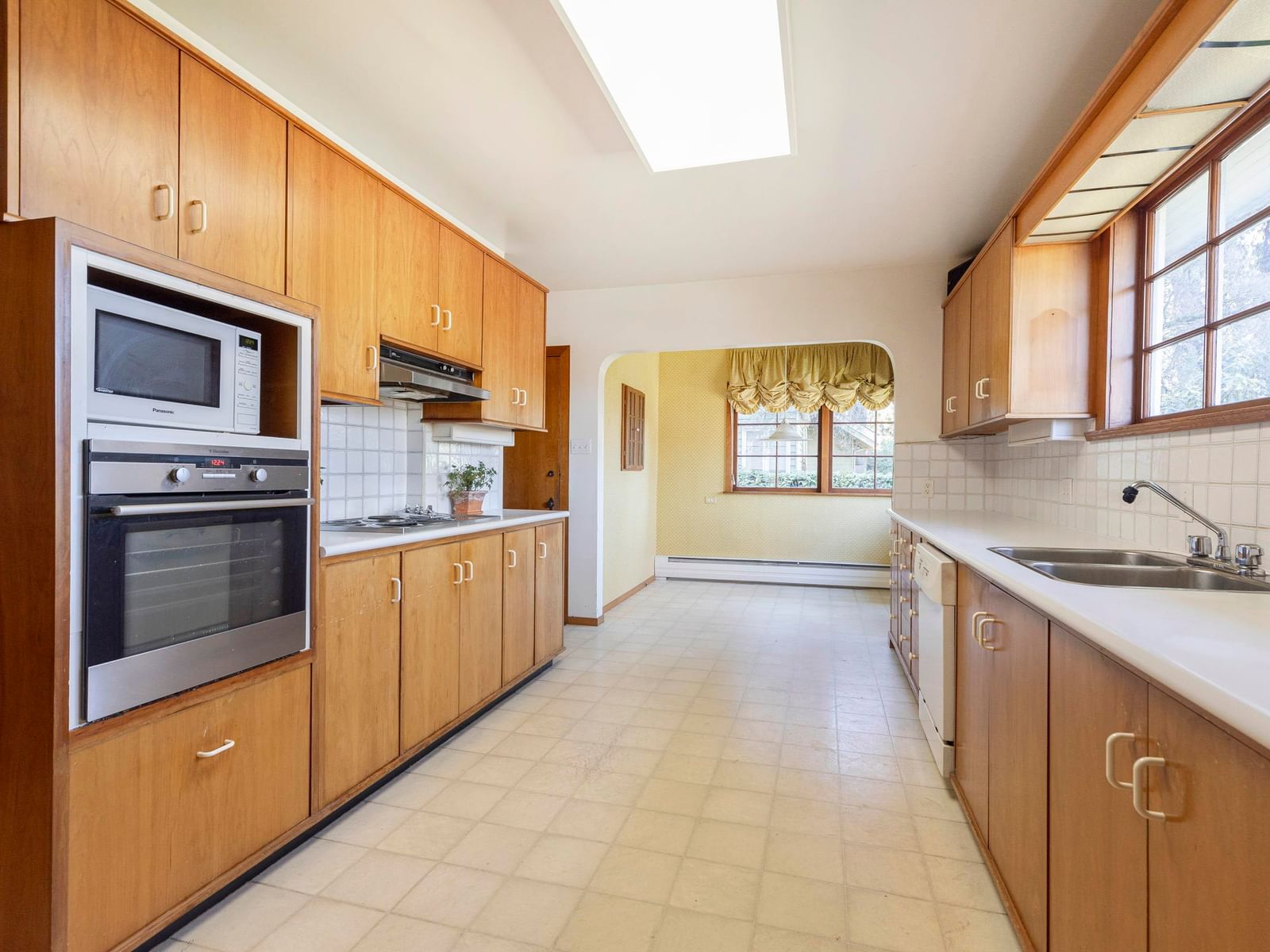 Listing Image 14