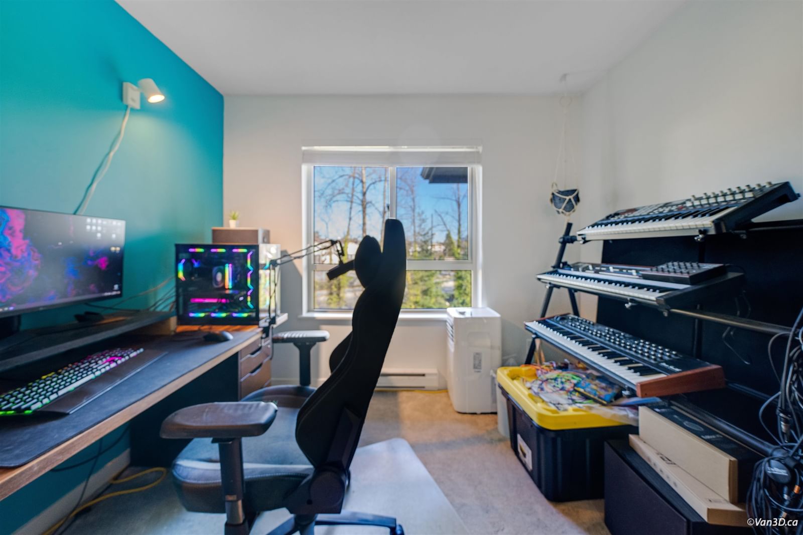 Listing Image 10