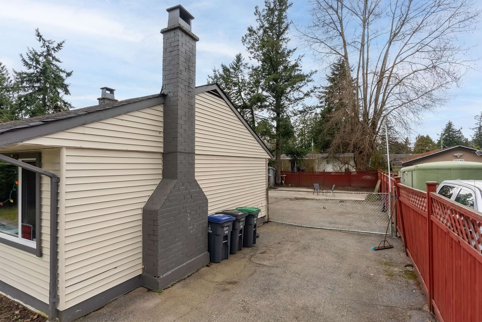 Listing Image 27