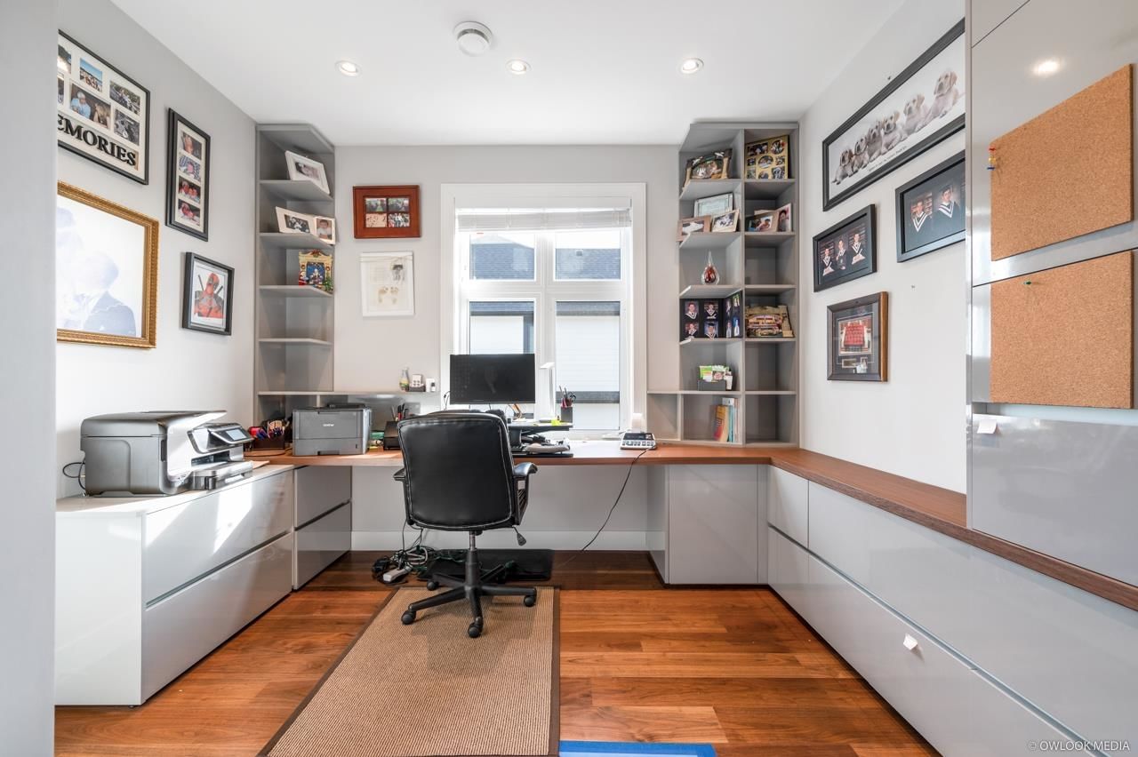 Listing Image 10