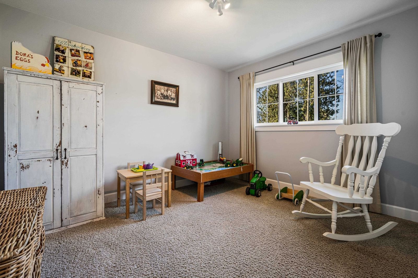 Listing Image 16