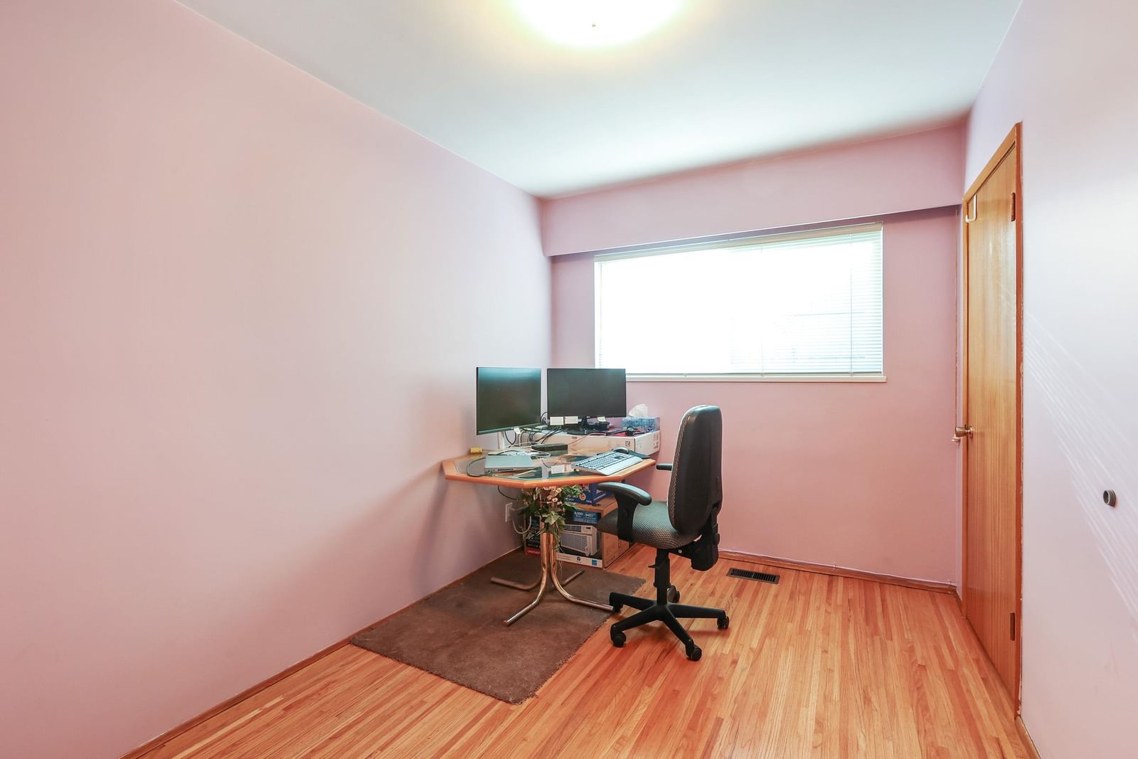 Listing Image 17