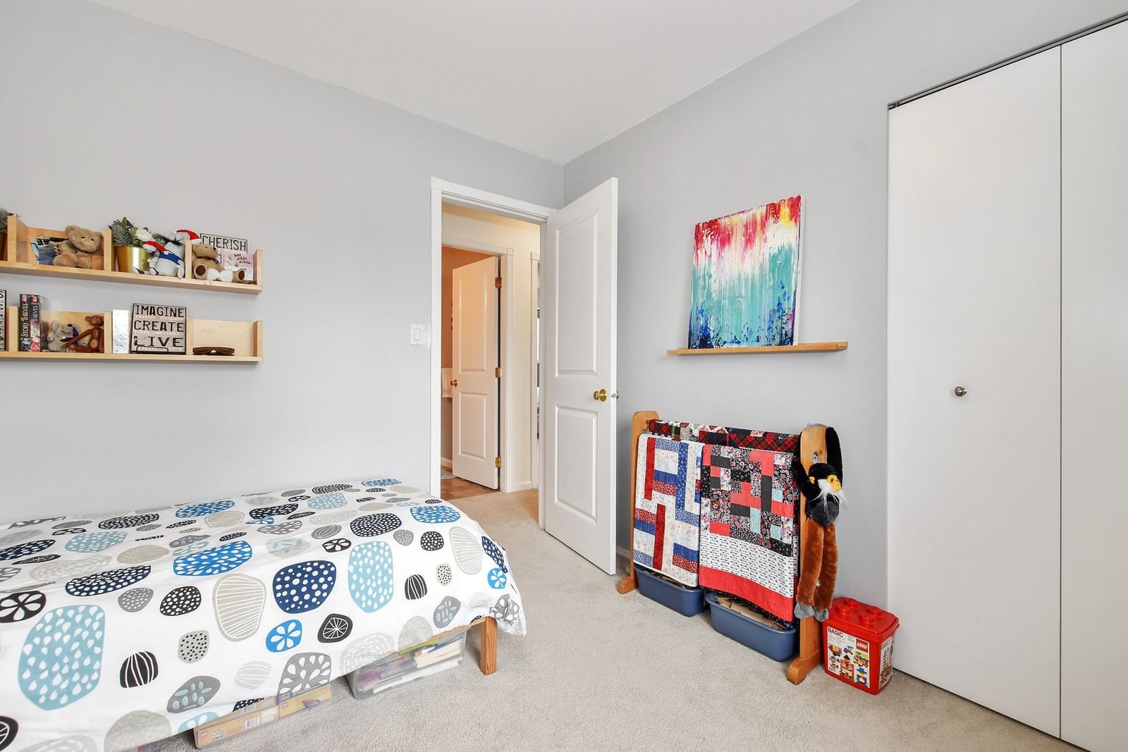 Listing Image 16