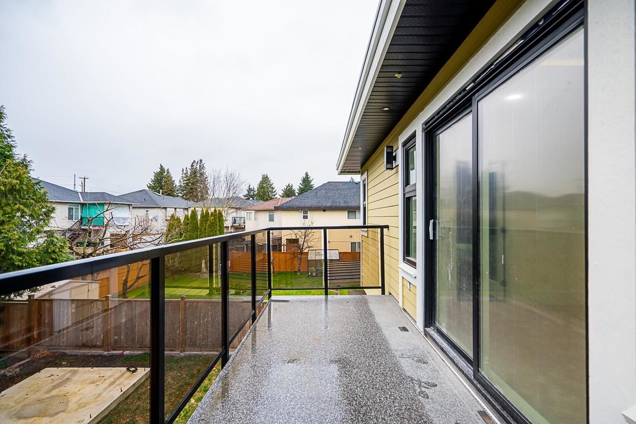 Listing Image 15
