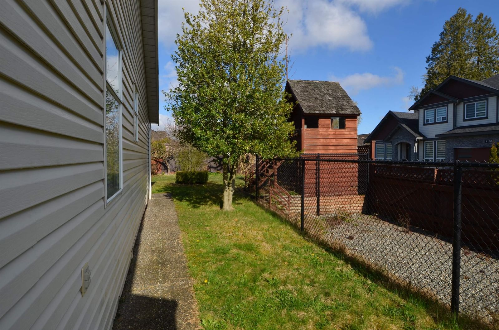Listing Image 27