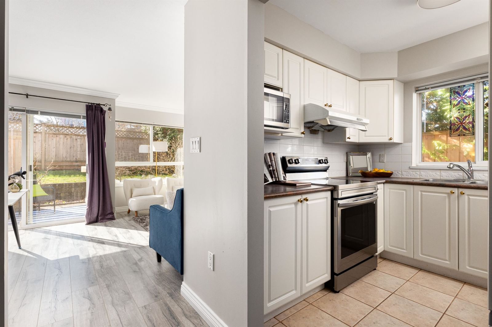 Listing Image 10