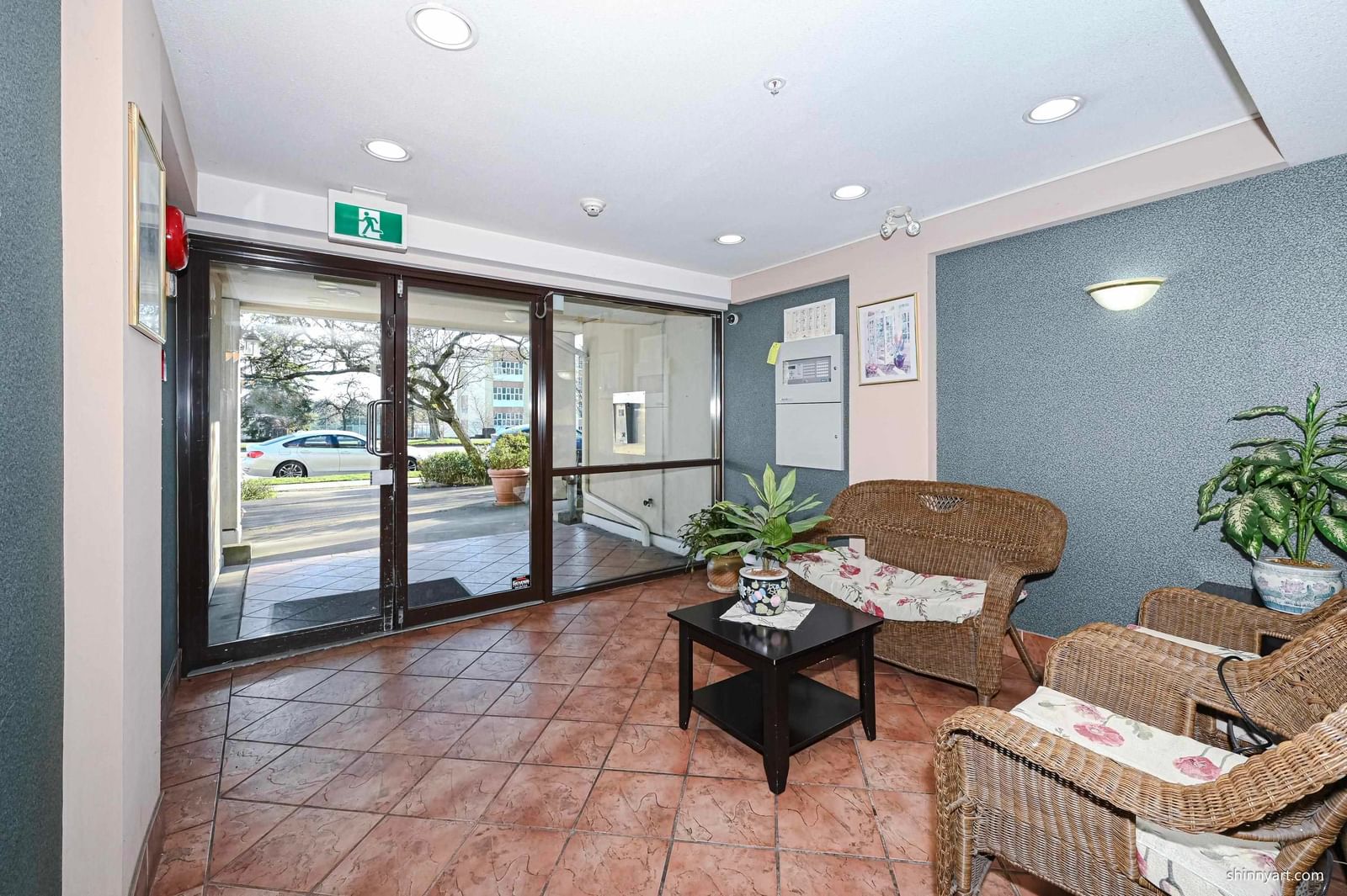 Listing Image 13