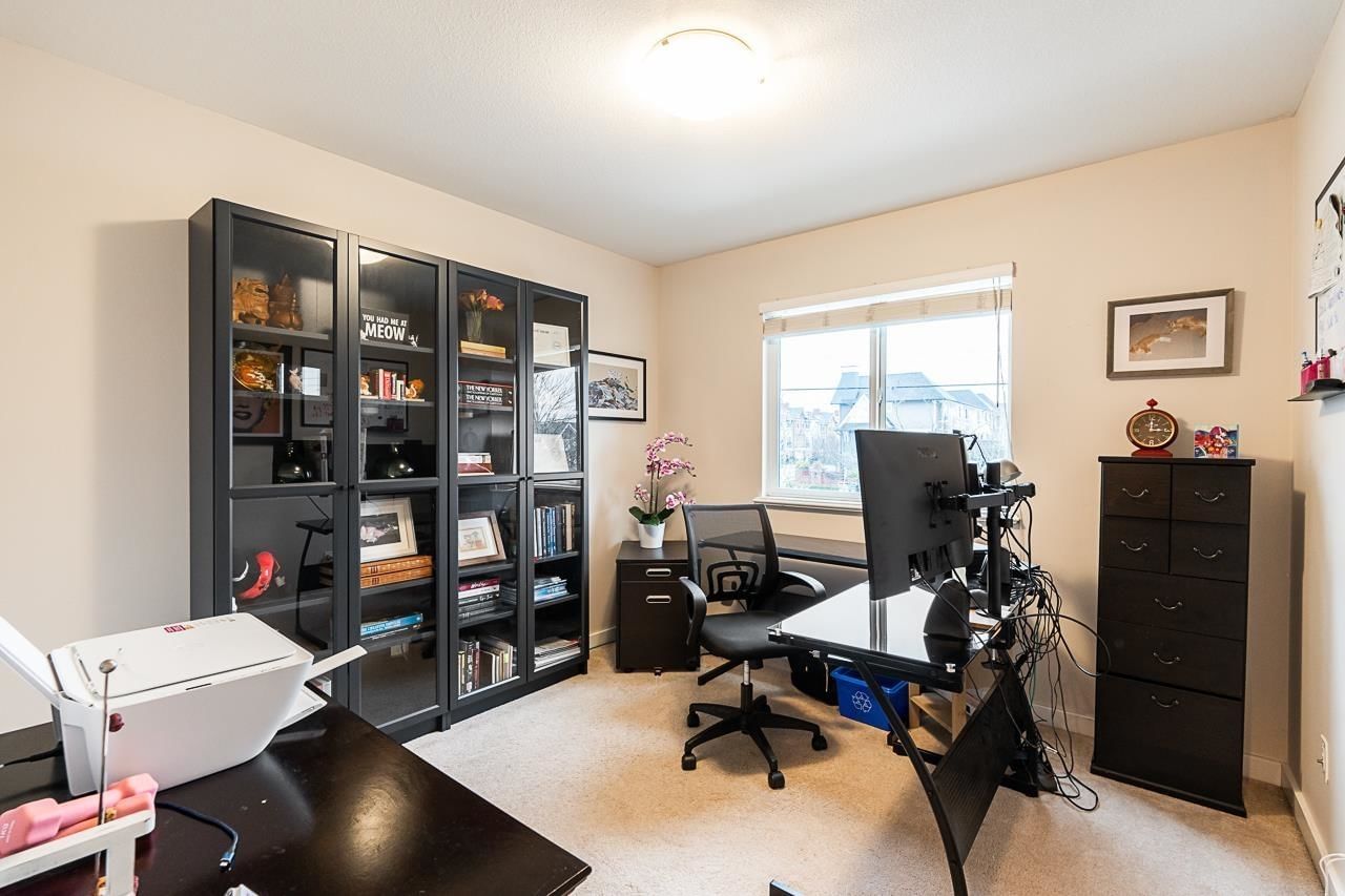 Listing Image 21