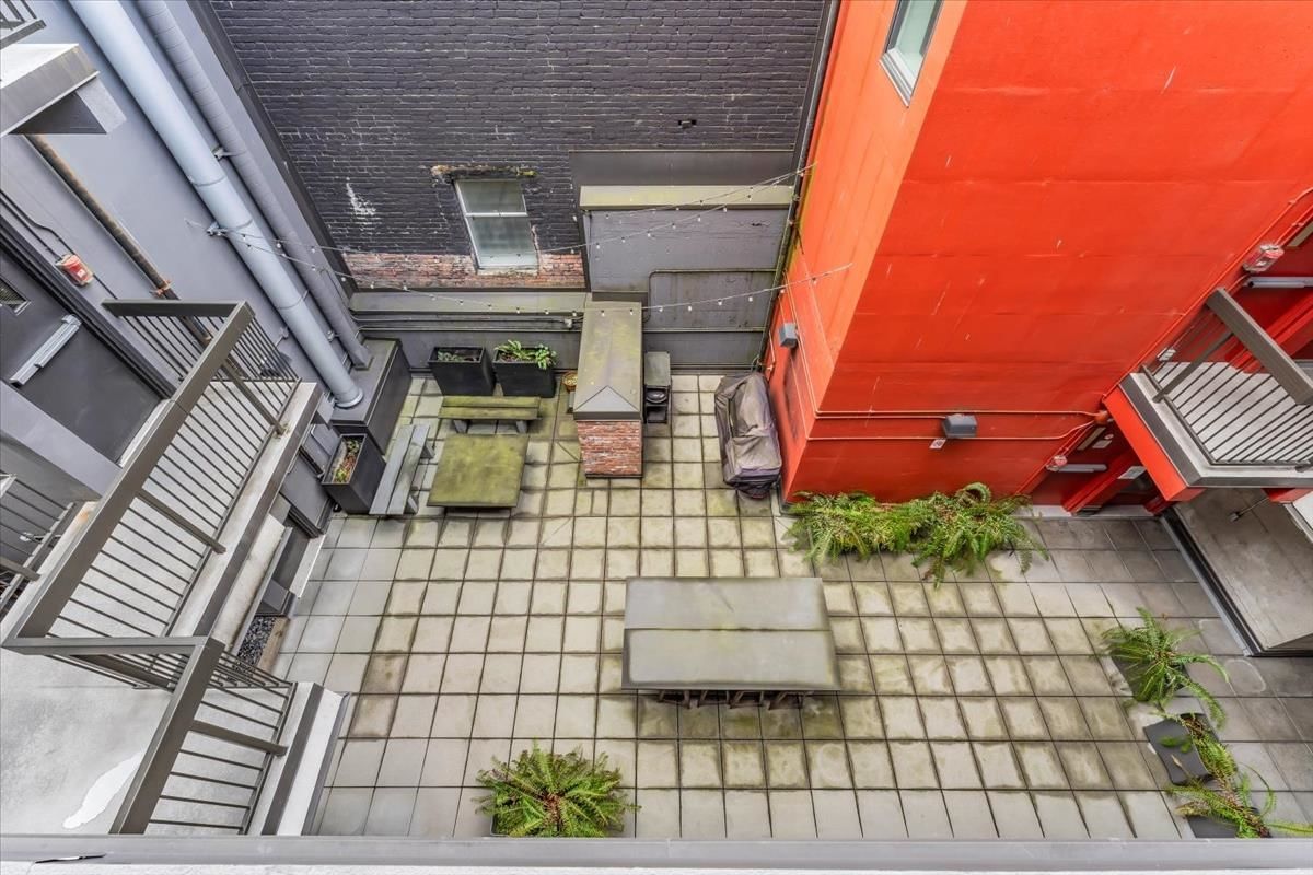 Listing Image 22