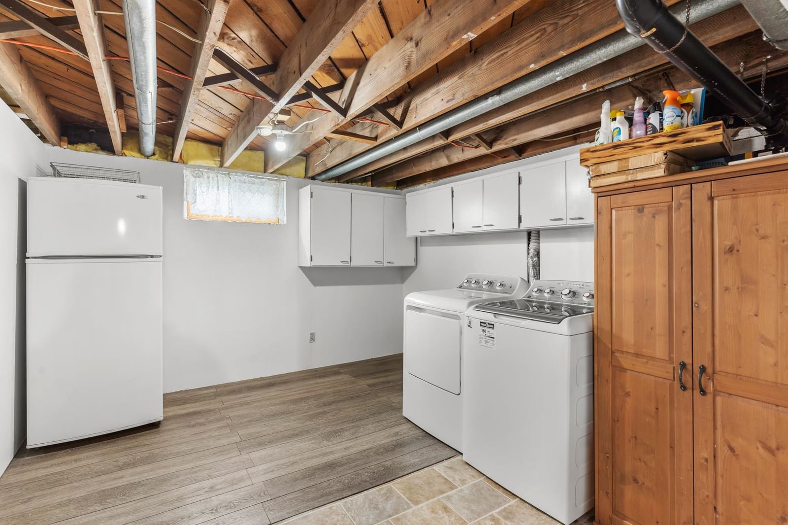 Listing Image 23