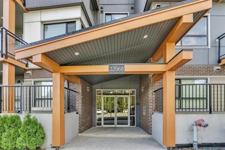 33568 George Ferguson Way #304, Abbotsford, British Columbia (MLS R2862681)